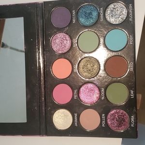Glaminatrix original Sandra rose palette